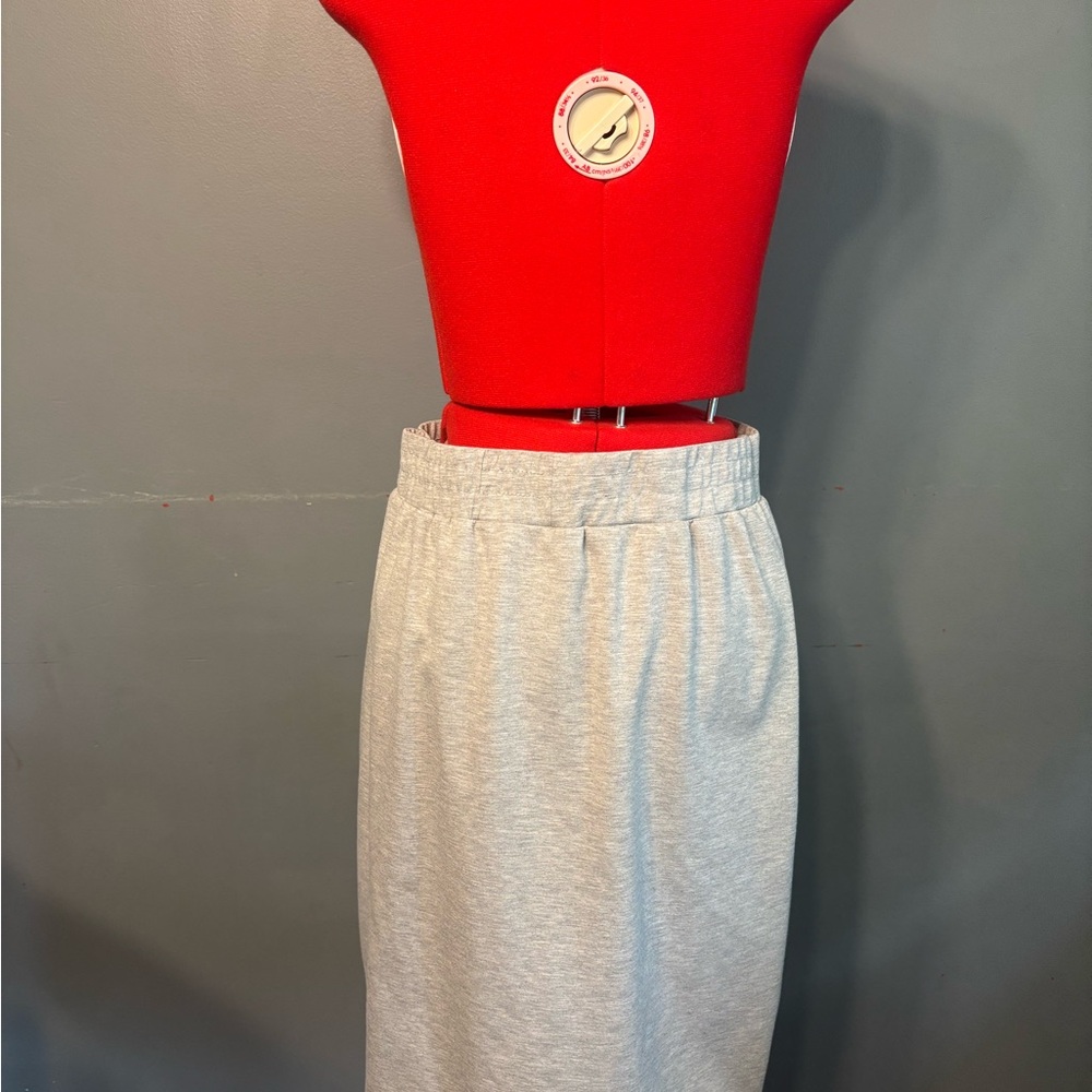 Women’s Medium Classic Gray Women's Skirt
